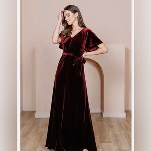 Revelry Reese Velvet Maxi Evening Dress NWT‎ M,L